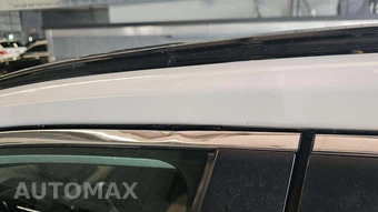 2020 Toyota RAV4 Hybrid LE – miniatura 30
