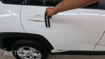 2020 Toyota RAV4 Hybrid LE - miniatura 24
