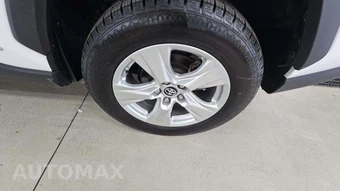 2020 Toyota RAV4 Hybrid LE - miniatura 31