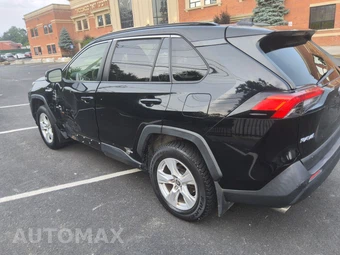 2020 Toyota RAV4 Hybrid LE - miniatura 2