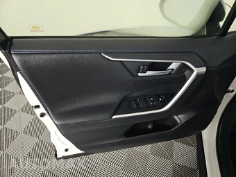2020 Toyota RAV4 Hybrid XSE - miniatura 9