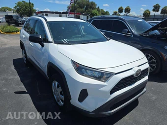 2020 Toyota RAV4 LE – miniatura 4