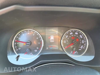 2020 Toyota RAV4 LE – miniatura 12