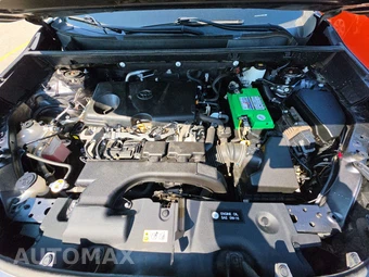 2020 Toyota RAV4 LE – miniatura 15