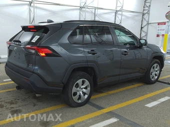 2020 Toyota RAV4 LE – miniatura 4