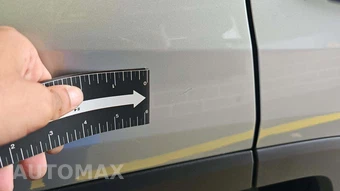 2020 Toyota RAV4 LE - miniatura 27