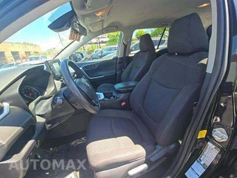 2020 Toyota RAV4 LE - miniatura 6