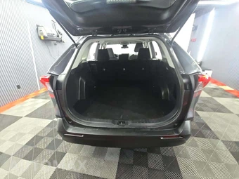 2020 Toyota RAV4 LE – miniatura 11