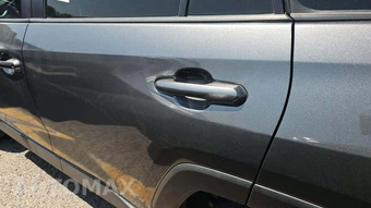 2020 Toyota RAV4 LE - miniatura 25