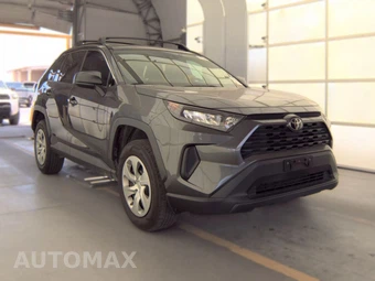 2020 Toyota RAV4 LE - miniatura 3