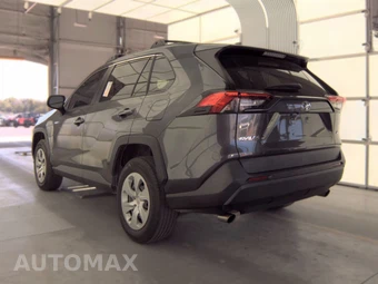 2020 Toyota RAV4 LE - miniatura 6