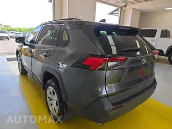 2020 Toyota RAV4 LE - miniatura 6