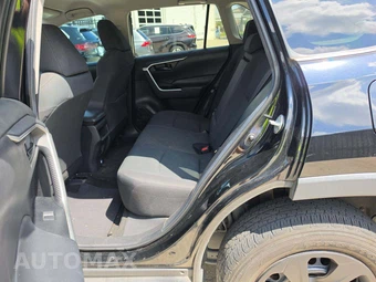 2020 Toyota RAV4 LE - miniatura 10