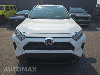 2020 Toyota RAV4 LE - miniatura 2