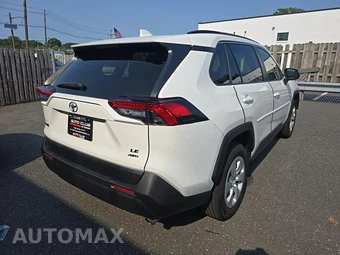 2020 Toyota RAV4 LE - miniatura 4