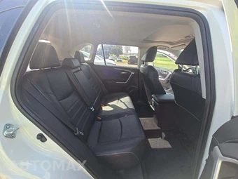2020 Toyota RAV4 Limited – miniatura 13
