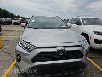 2020 Toyota RAV4 XLE - miniatura 2
