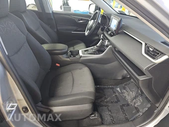 2020 Toyota RAV4 XLE - miniatura 8