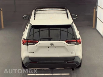 2020 Toyota RAV4 XLE – miniatura 5