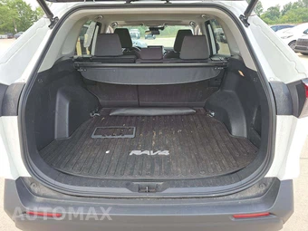 2020 Toyota RAV4 XLE – miniatura 11