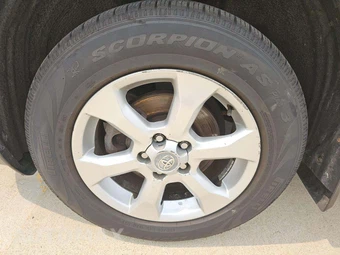 2020 Toyota RAV4 XLE – miniatura 19