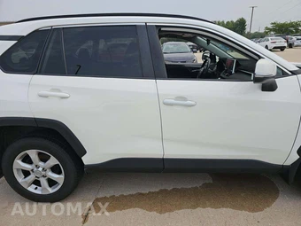 2020 Toyota RAV4 XLE – miniatura 24