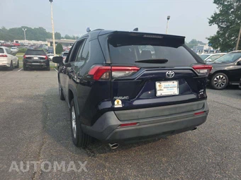 2020 Toyota RAV4 XLE - miniatura 2