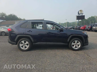 2020 Toyota RAV4 XLE - miniatura 4