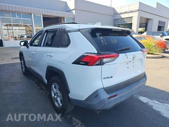 2020 Toyota RAV4 XLE - miniatura 2