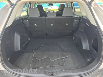 2020 Toyota RAV4 XLE - miniatura 16