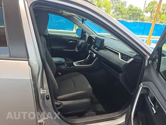 2020 Toyota RAV4 XLE - miniatura 8