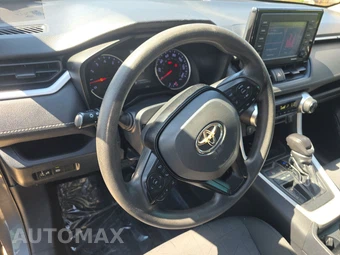2020 Toyota RAV4 XLE – miniatura 10