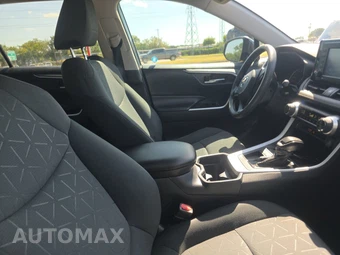 2020 Toyota RAV4 XLE – miniatura 8