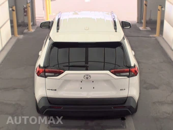 2020 Toyota RAV4 XLE - miniatura 5