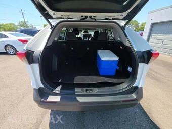 2020 Toyota RAV4 XLE - miniatura 14