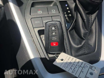 2020 Toyota RAV4 XLE - miniatura 8