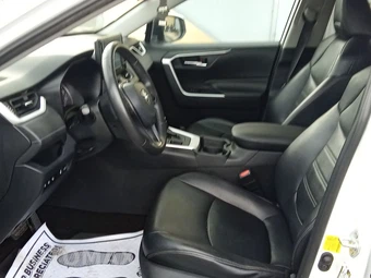 2020 Toyota RAV4 XLE Premium - miniatura 10