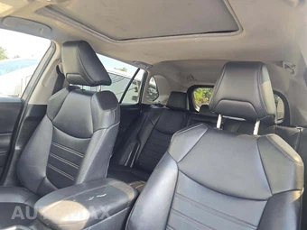 2020 Toyota RAV4 XLE Premium - miniatura 11