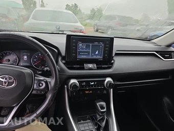 2020 Toyota RAV4 XLE Premium – miniatura 14