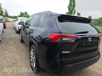 2020 Toyota RAV4 XLE Premium – miniatura 6