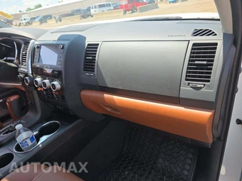 2020 Toyota Sequoia Platinum – miniatura 17