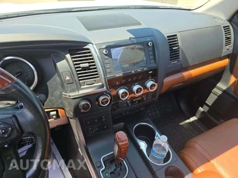 2020 Toyota Sequoia Platinum – miniatura 7