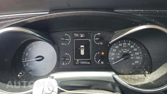 2020 Toyota Sequoia Platinum – miniatura 19