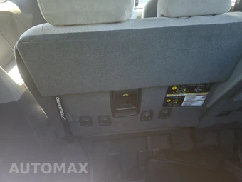 2020 Toyota Sienna L 7-Passenger 119.3" WB - miniatura 17
