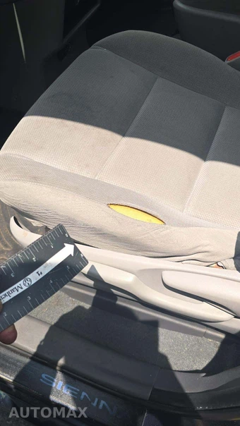 2020 Toyota Sienna L 7-Passenger 119.3" WB - miniatura 20