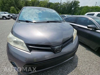 2020 Toyota Sienna L 7-Passenger 119.3" WB - miniatura 2