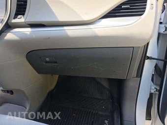 2020 Toyota Sienna L 7-Passenger 119.3" WB - miniatura 17