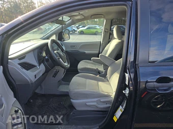 2020 Toyota Sienna L 7-Passenger 119.3" WB - miniatura 7