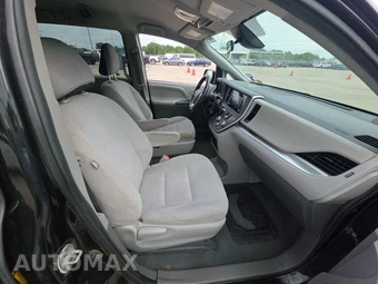 2020 Toyota Sienna L 7-Passenger 119.3" WB - miniatura 8