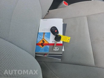 2020 Toyota Sienna L 7-Passenger 119.3" WB - miniatura 25